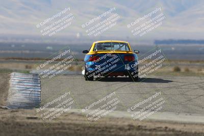 media/Oct-26-2025-CalClub SCCA (Sun) [[8ce1e69566]]/Group 4/Grapevine/